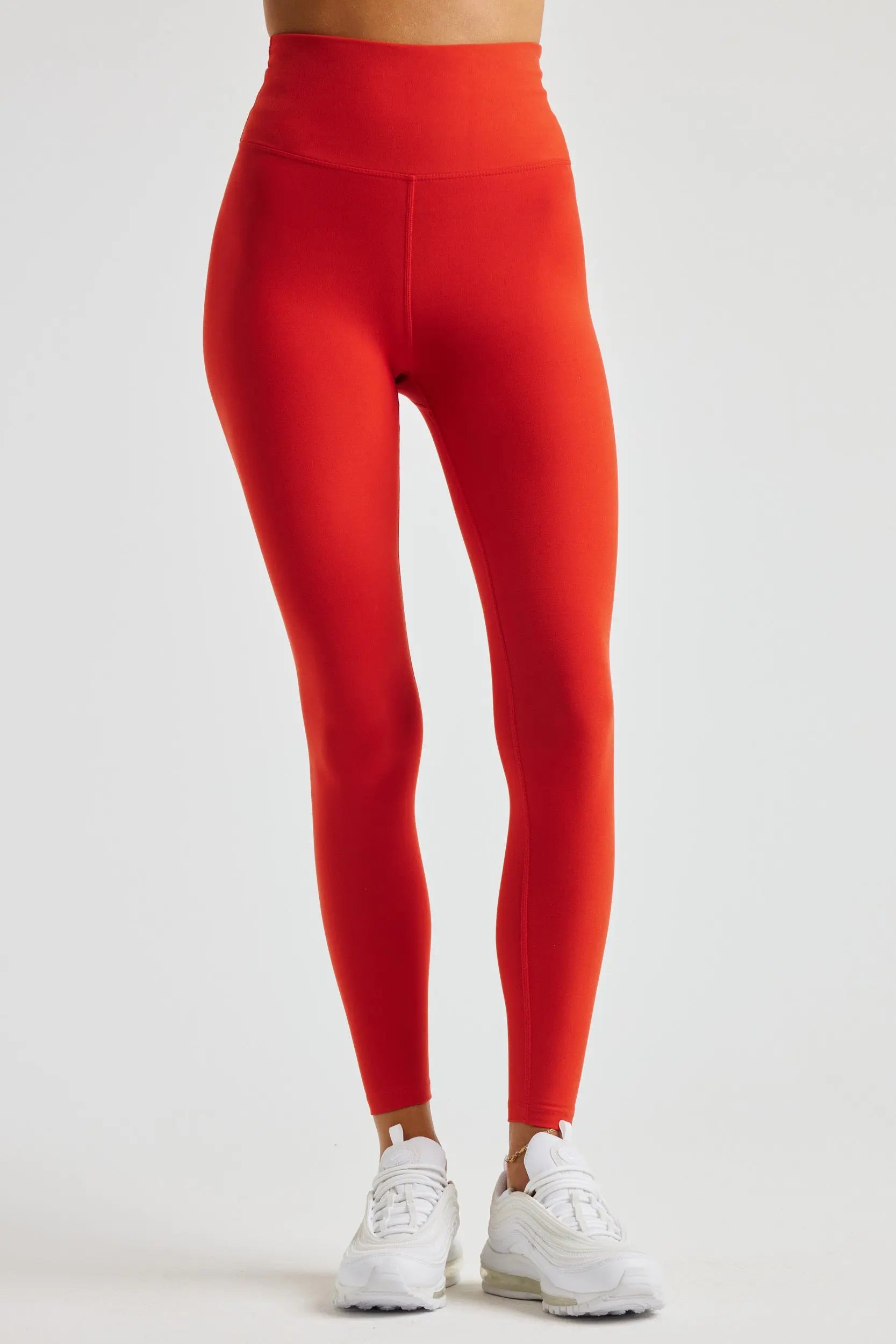 Year Of Ours High Rise Stretch Legging  Urban Outfitters Mexico -  Clothing, Music, Home & Accessories