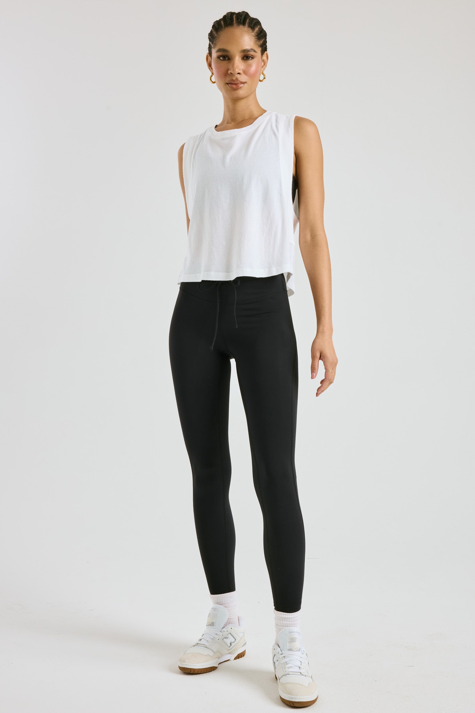 Flow Cropped Muscle Tank - Year of Ours