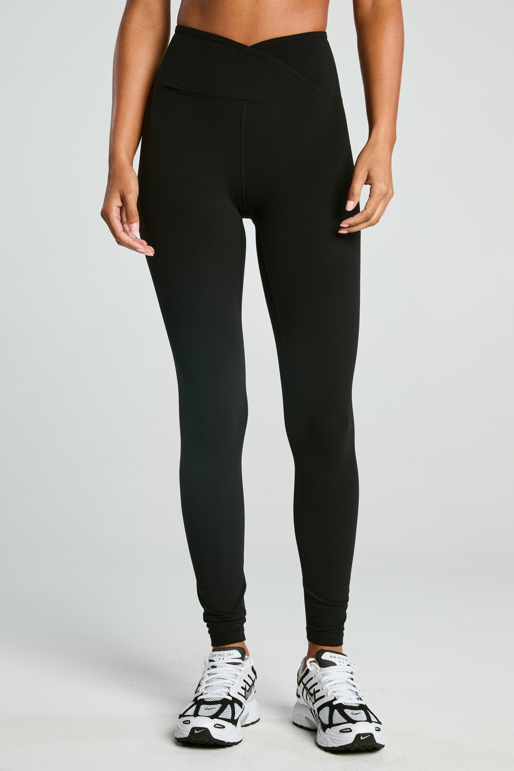 Studio Veronica Legging - Year of Ours