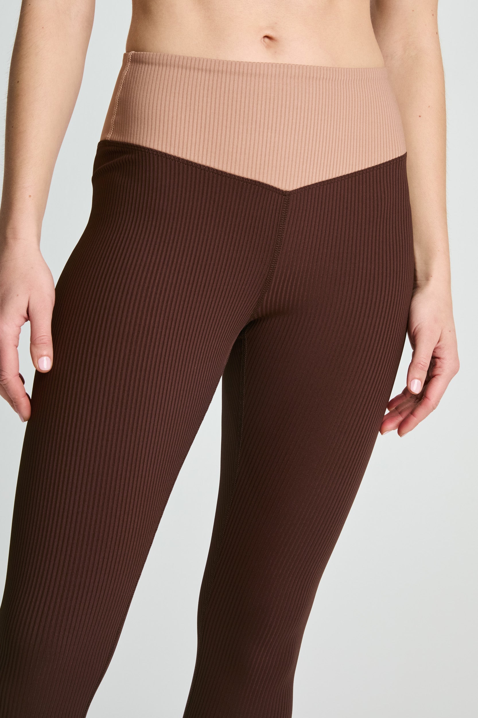 Ribbed Two Tone Dip Legging - Year of Ours