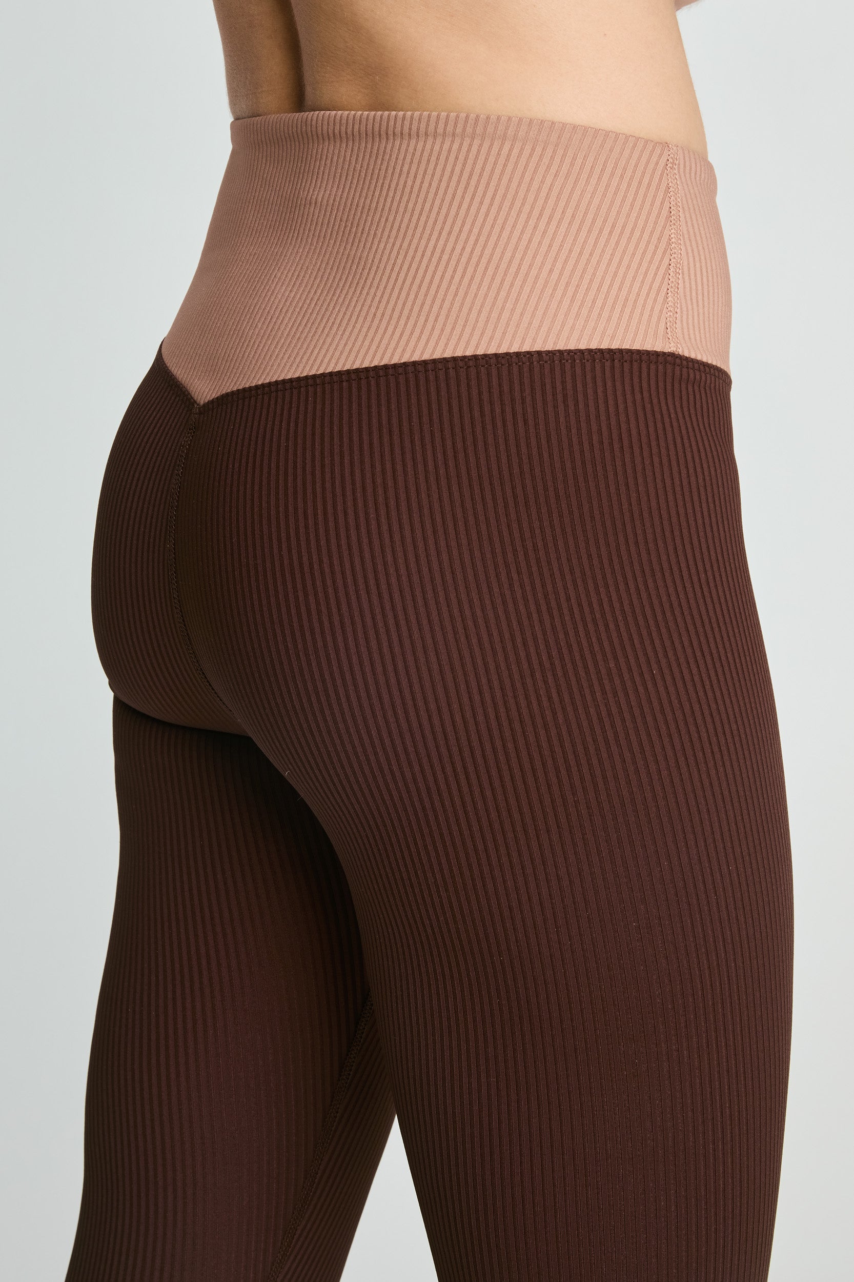 Ribbed Two Tone Dip Legging - Year of Ours