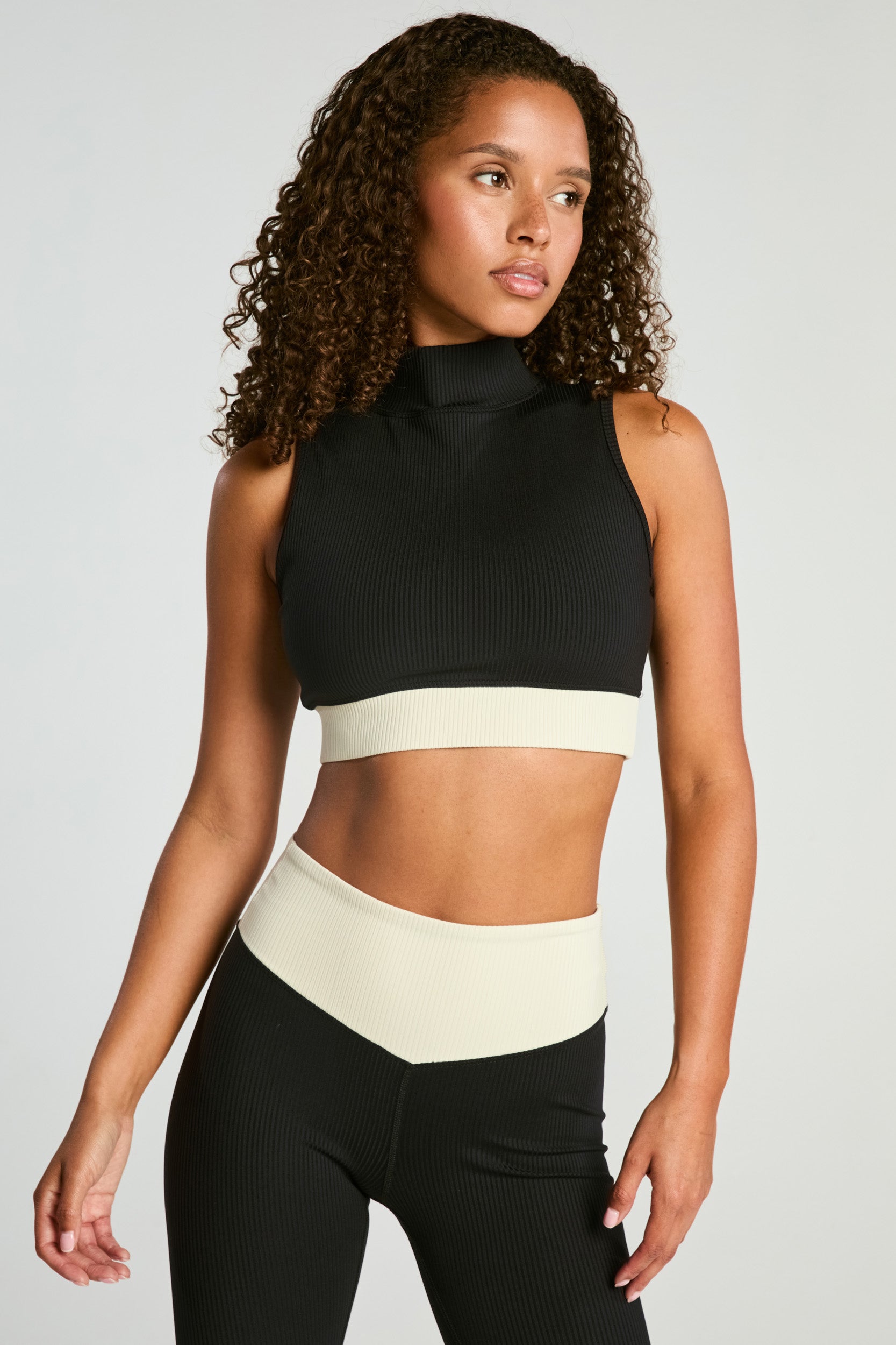 Ribbed Contrast Bodhi Bra - Year of Ours