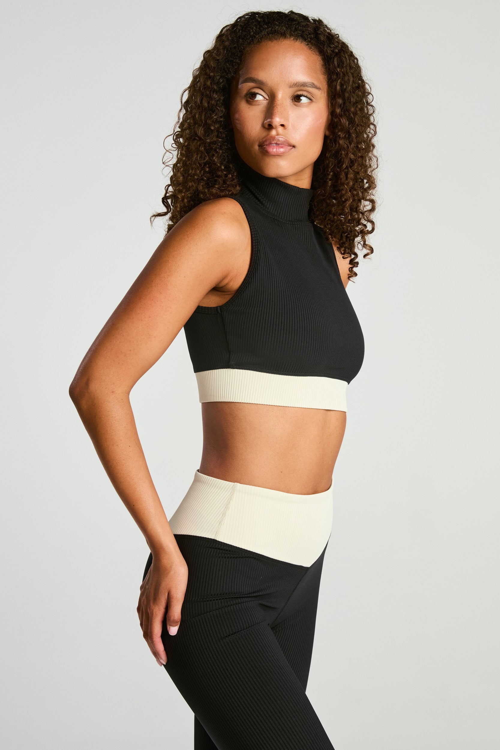 Ribbed Contrast Bodhi Bra - Year of Ours