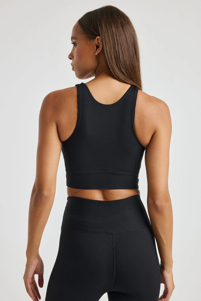 Year Of Ours Ribbed Mock Neck Sports Bra  Urban Outfitters Mexico -  Clothing, Music, Home & Accessories