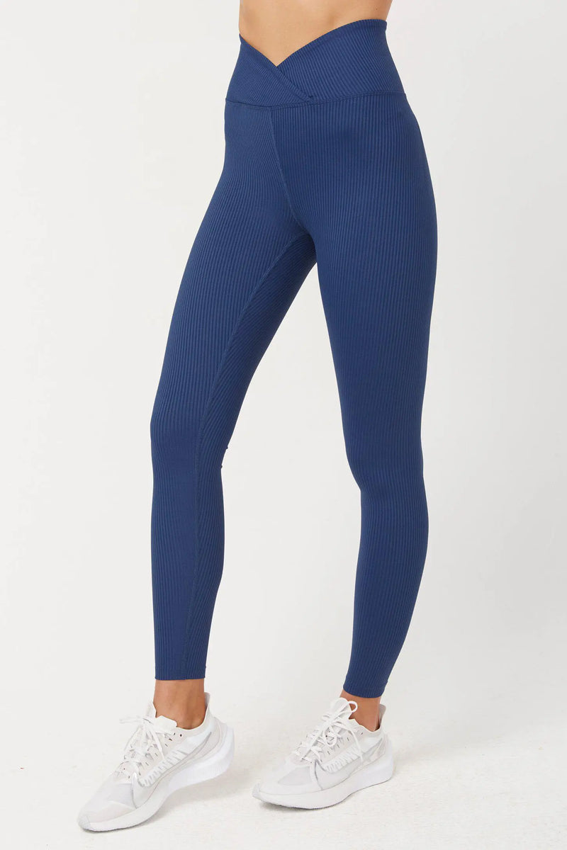Year of Ours Ribbed Mock Neck Sports Bra & Veronica Leggings