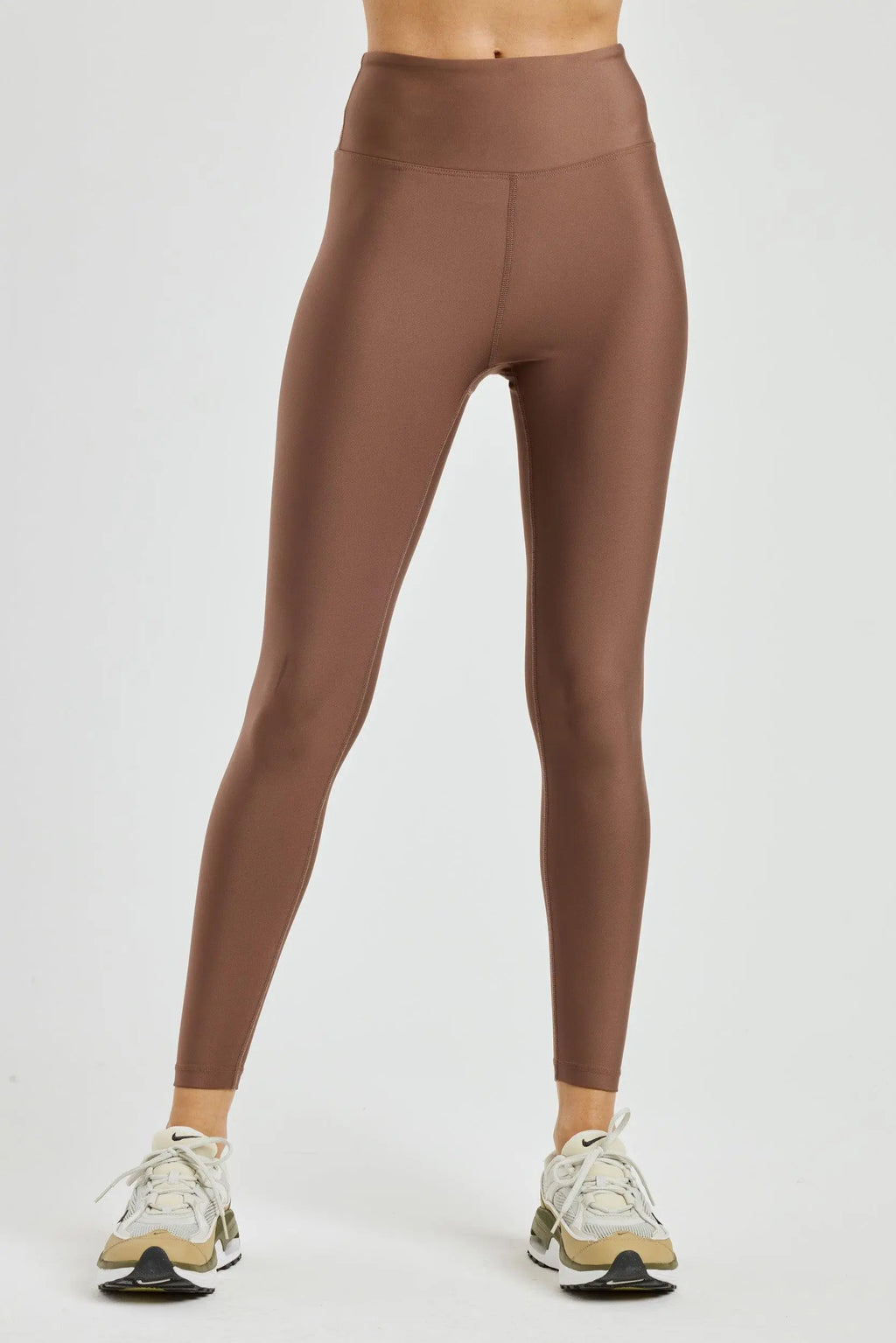 Year of Ours Ribbed High High Legging - Brown - LE POINT