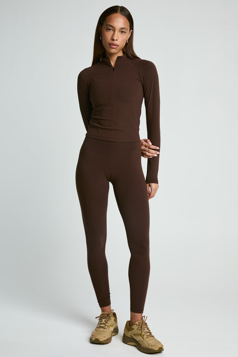 Studio Pull Over