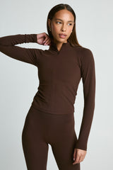 Studio Pull Over
