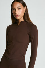 Studio Pull Over