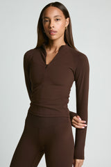 Studio Pull Over