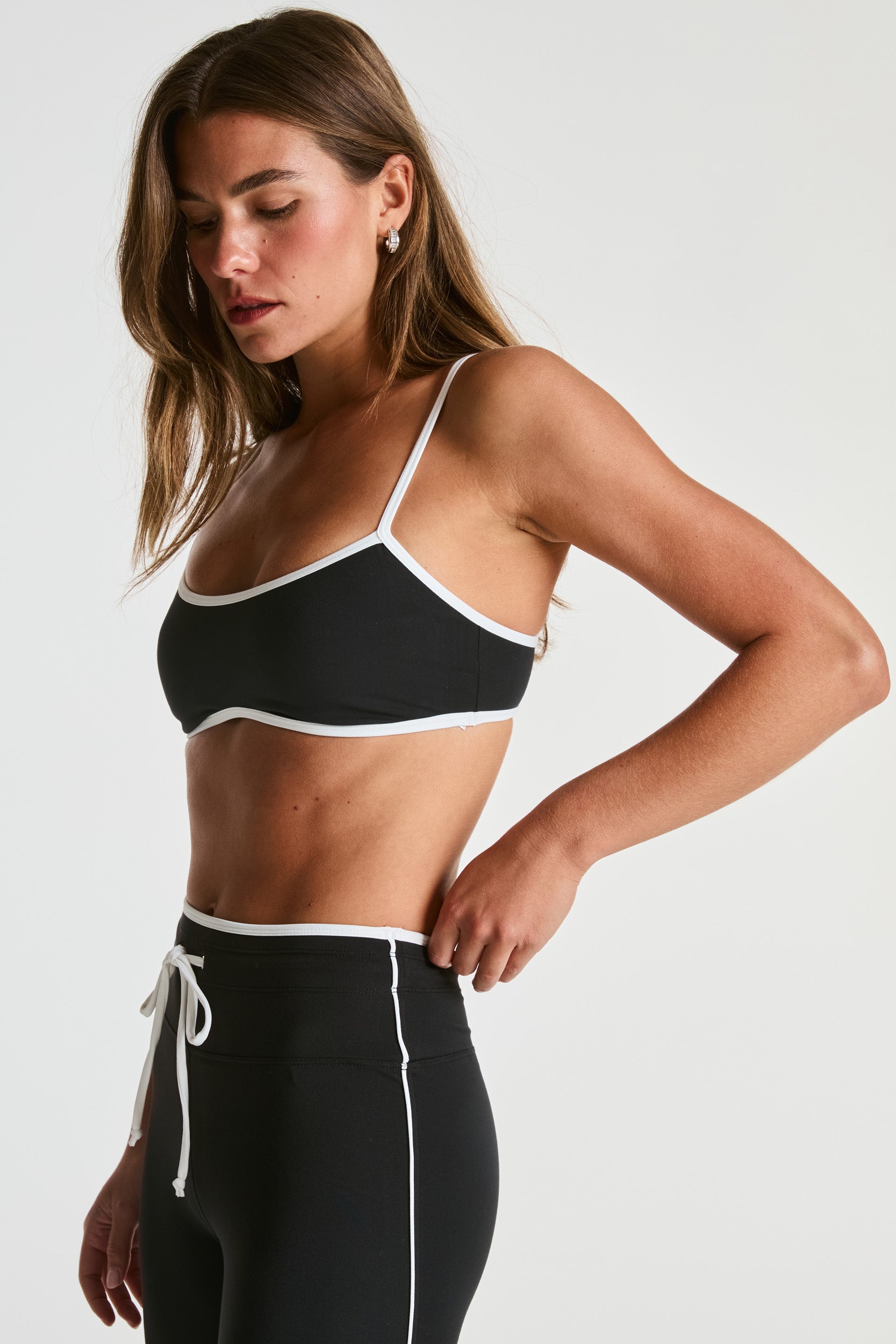 Sport Monica Bra - Year of Ours